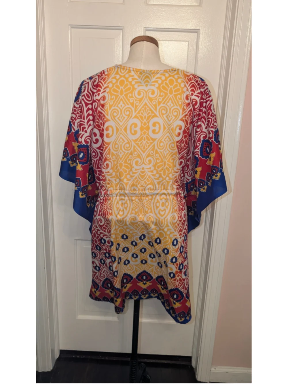 Vintage California woman Yellow Red Patterned Kaftan